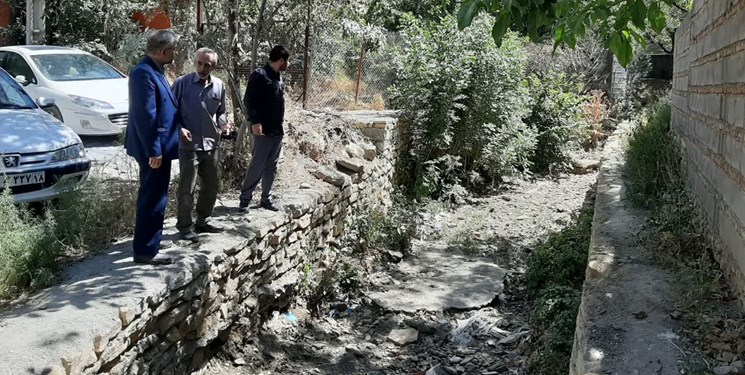 برخورد با عوامل تصرف بستر و حریم رودخانه شورین در روستای سنگستان