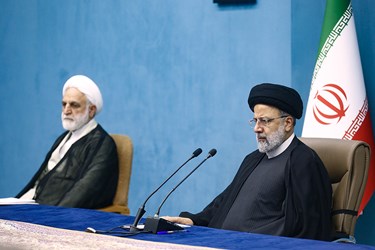 سید ابراهیم رئیسی ،رئیس جمهور و غلامحسین محسنی اژه‌ای رئیس قوه قضاییه در جلسه شورای عالی انقلاب فرهنگی