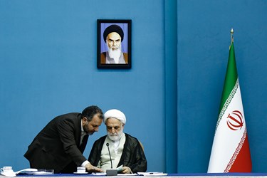 غلامحسین محسنی اژه‌ای رئیس قوه قضاییه در  جلسه شورای عالی انقلاب فرهنگی