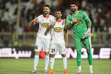 گزارش تصویری از برد پرسپولیس مقابل تراکتور