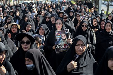 آئین تشییع و تدفین «شهید محمد جهانگیری» از شهدای حادثه تروریستی شاهچراغ(ع) در مرودشت 