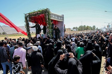 آئین تشییع و تدفین «شهید محمد جهانگیری» از شهدای حادثه تروریستی شاهچراغ(ع) در روستای کناره