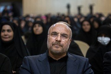 حضور محمدباقر قالیباف رئیس مجلس شورای اسلامی  در جمع بانوان موکب‌دار اربعین 