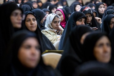 دیدار جمعی از بانوان موکب‌دار اربعین با محمدباقر قالیباف