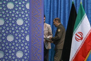 امیر آشتیانی وزیر دفاع و پشتیبانی نیروهای مسلح سخنران پیش از خطبه‌های نمازجمعه تهران