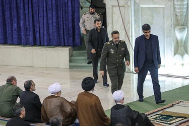 حضور امیر آشتیانی وزیر دفاع و پشتیبانی نیروهای مسلح در نماز جمعه تهران 