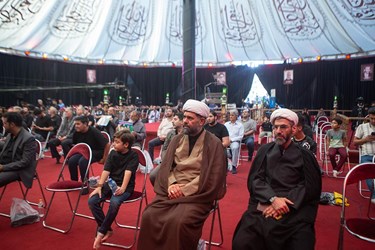 مراسم افتتاحیه رادیو اربعین در خیمه عاشورایی میدان هفت تیر تهران