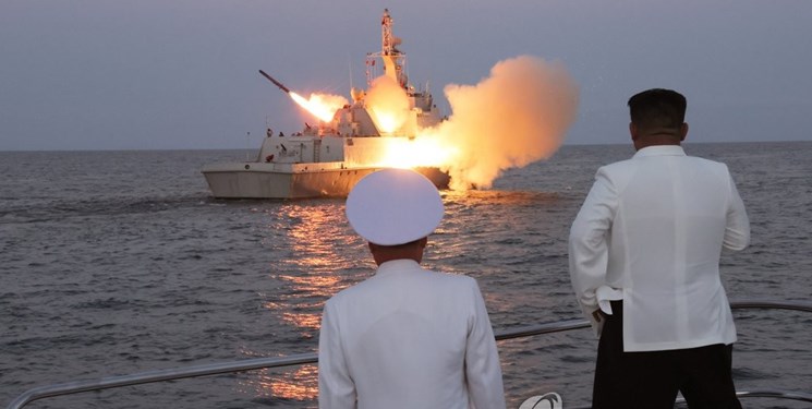 آزمایش موشک‌های کروز استراتژیک کره شمالی با نظارت کیم جونگ اون