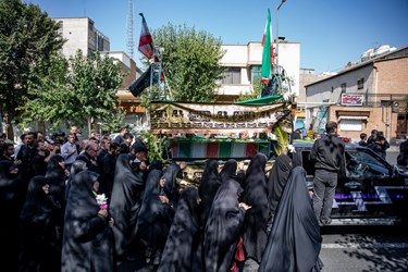  مراسم تشییع و خاکسپاری شهید گمنام در خانه مداحان تهران 