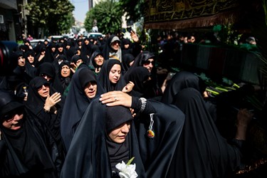  مراسم تشییع و خاکسپاری شهید گمنام در خانه مداحان تهران 