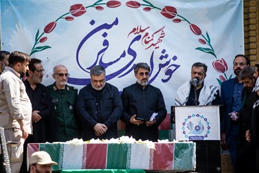  مراسم تشییع و خاکسپاری شهید گمنام در خانه مداحان تهران 