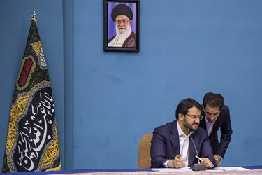 مهرداد بذرپاش وزیر راه و شهرسازی در جلسه شورای عالی مسکن 