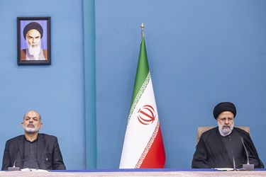 آیت الله سید ابراهیم رئیسی رئیس جمهور و احمد وحیدی وزیر کشور در جلسه شورای عالی مسکن 