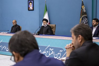 جلسه شورای عالی مسکن و آیین واگذاری بیش از یکصد هزار واحدمسکونی در سراسر کشور با حضور رئیس جمهور 