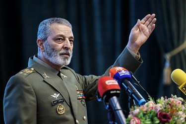 سخنرانی سرلشکر سید عبدالرحیم موسوی فرمانده کل ارتش در مراسم آغاز سال تحصیلی دافوس