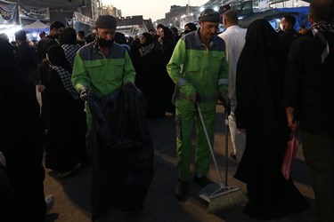 خدمت رسانی پاکبانان شهرداری در نجف و کربلا