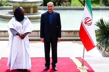 دیدار وزرای خارجه ایران و بورکینافاسو