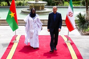 دیدار وزرای خارجه ایران و بورکینافاسو