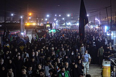 راهپیمایی شبانه در مسیر نجف- کربلا