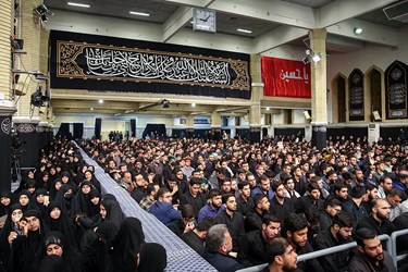 عزاداری اربعین حسینی با حضور هیئت‌های دانشجویی در حسینیه امام خمینی