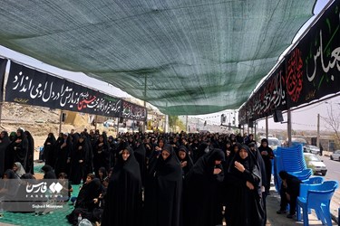 پیاده روی جاماندگان اربعین حسینی در زاهدان