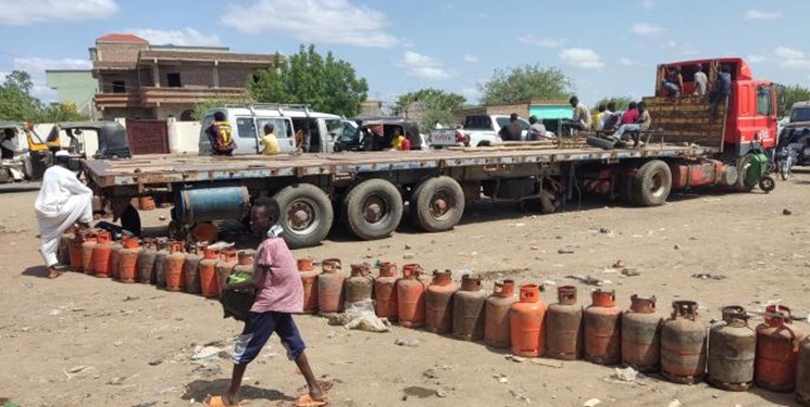 گرانی و کمبود سوخت سودان به دنبال اشغال پالایشگاه خارطوم