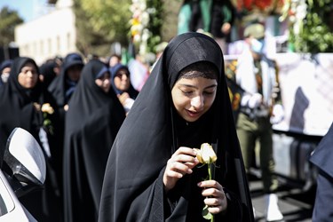 تشییع و تدفین شهید گمنام در دانشکده هواپیمایی کشوری