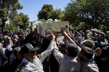 تشییع و تدفین شهید گمنام در دانشکده هواپیمایی کشوری
