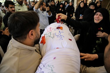 تشییع و تدفین شهید گمنام در دانشکده هواپیمایی کشوری