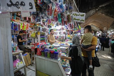 بازار لوازم التحریر در «صحافی خانه» همدان
