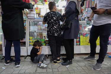 بازار لوازم التحریر در «صحافی خانه» همدان