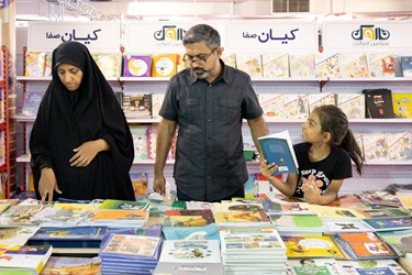 حضور خانوادگی درنهمین نمایشگاه نوشت‌ افزار ایرانی 