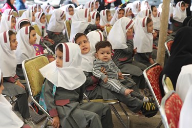 جشن شکوفه‌ها در همدان
