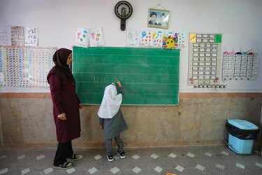 جشن شکوفه‌ها در همدان