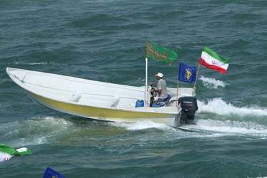 رژه دریایی ۳۱ شهریور در آبهای خلیج فارس