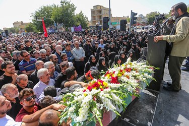مراسم تشییع پیکر مطهر شهید گمنام در اصفهان