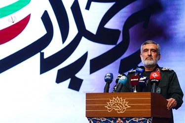سخنرانی سردار امیرعلی حاجی زاده فرمانده نیروی هوافضای سپاه پاسداران انقلاب اسلامی درمراسم رونمایی از مستند پرچمدار