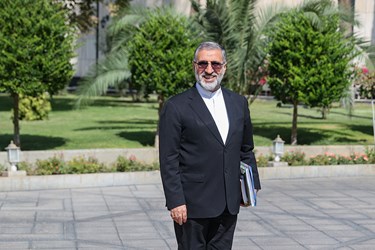 غلامحسین اسماعیلی رئیس دفتر رئیس جمهور پس از پایان جلسه هیأت دولت