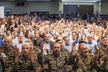 حضور بازنشستگاه سپاه پاسداران انقلاب اسلامی در  گردهمایی وابستگان و پیشکسوتان سپاه پاسداران انقلاب اسلامی