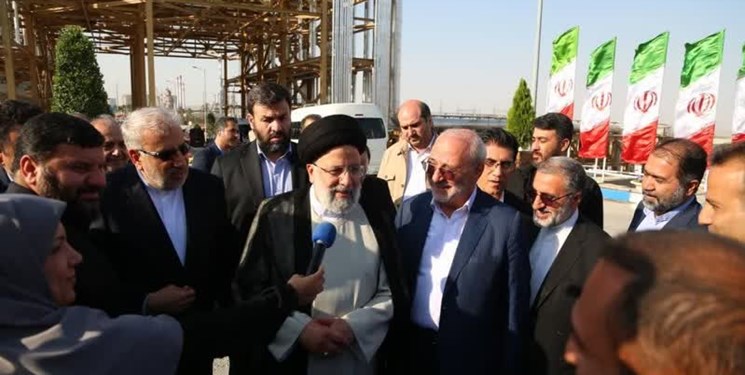 افتتاح واحد زیست محیطی تصفیه گازوئیل پالایشگاه اصفهان با حضور رئیس‌جمهور