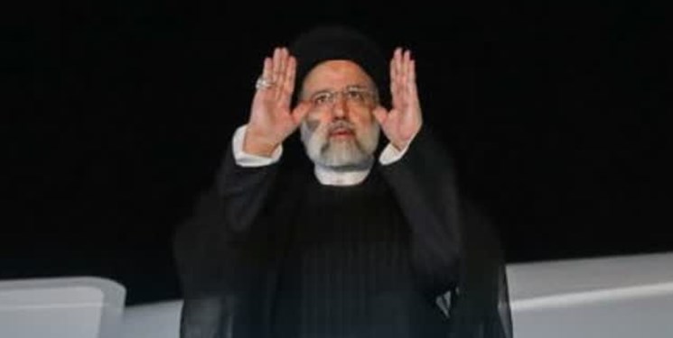 رئیس جمهور پس از یک روز پرکار در اصفهان به تهران بازگشت