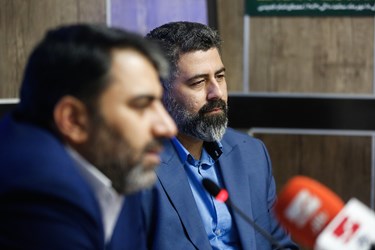 نشست خبری روستا آباد
