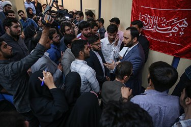 علی بهادری جهرمی سخنگوی دولت سیزدهم در پایان برنامه پرسش و پاسخ دانشجویان آقای سخنگو کجا ایستاده‌ایم؟ 