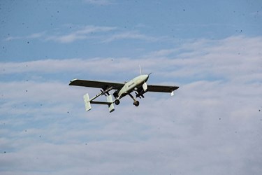 پرواز گروهی پهپادها در رزمایش ارتش