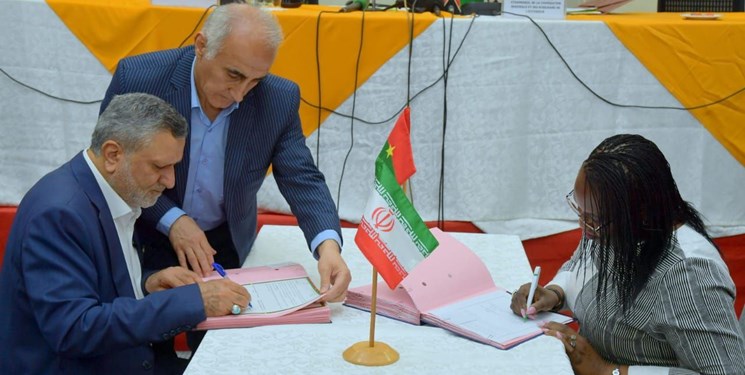 امضای سند کمیسیون مشترک و ۸ یادداشت تفاهم بین ایران و بورکینافاسو