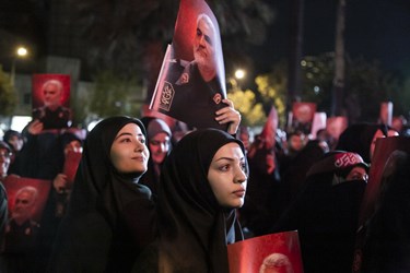حضور دانشجویان  تهران در میدان فلسطین  در حمایت از پیروزی مردم فلسطین