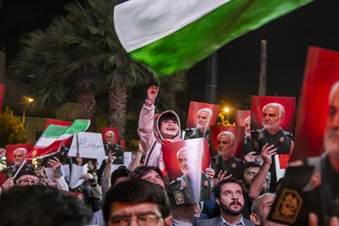 تجمع مردمی تهران در میدان فلسطین  در حمایت از پیروزی مردم فلسطین
