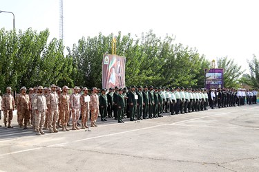 صبحگاه مشترک همزمان با هفته نیروی انتظامی در نجف‌آباد