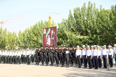 صبحگاه مشترک همزمان با هفته نیروی انتظامی در نجف‌آباد