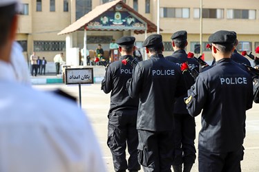 صبحگاه مشترک همزمان با هفته نیروی انتظامی در نجف‌آباد